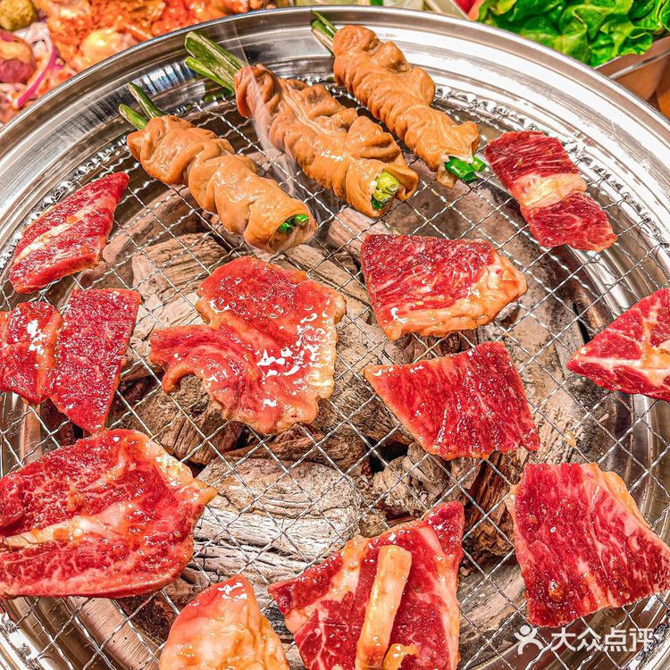 成都 | 叽叽扎扎烤肉场,明星同款露营风烤肉店!