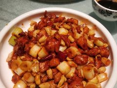 宫保鸡丁-7号院家宴.烧鸽子(门头沟店)
