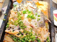 -夯鱼烤鱼·尔滨地标美食(中央商场店)