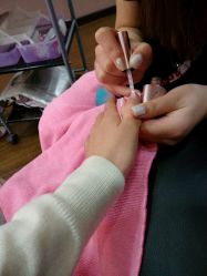 -生活指亮美甲店