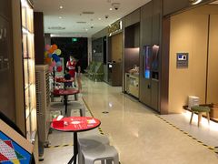等位区-海底捞火锅(铂澜大象城店)