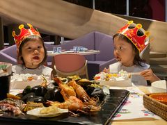 -水桶王国主题餐厅·聚会·生日派对·亲子活动·家庭套餐(亚龙湾希尔顿店)