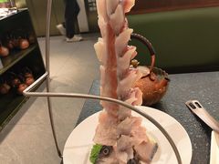 -得意咚瓜·顺德鱼生·冬瓜火锅(深圳首店)