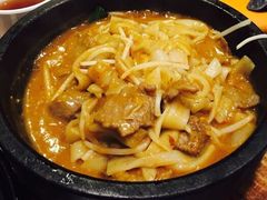 -新大咀港式茶餐厅(宝山万达店)