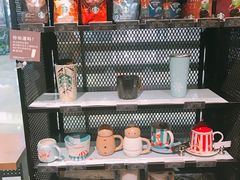 零售区-星巴克(宝山万达店)