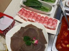 捞派毛肚-海底捞火锅鲜切牛肉主题店(长寿路店)