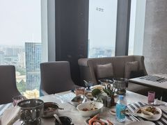 -万达文华酒店·48F云端窗景美食汇自助餐厅