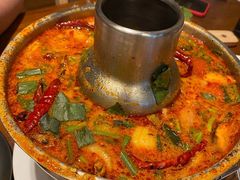 -Chom Cafe and Restaurant