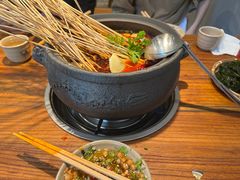 -郑记·古法黑砂锅串串(龙泉店)