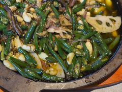 -有红鸡毛店·川菜(建设路店)