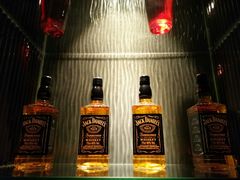 -浅深(世茂滨江精品店)