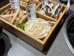 -阿婆情腊排骨火锅·野生菌季(古城旗舰店)
