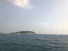 -亚龙湾海底世界