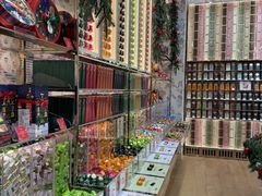 -VENCHI 闻绮(上海佛罗伦萨小镇店)