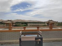 -敦煌山庄摘星阁