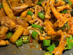 -江渔儿酸菜鱼(映月湖环宇城店)