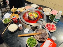 -洞亭火锅(防空洞总店)