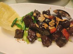 黑金雪花牛肉粒-上海和平饭店龙凤厅 Dragon Phoenix