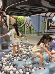 -MINI MARS 脚下的城市乐园·餐饮·派对(静安江宁店)