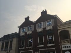 -王府井奥莱临潼小镇(临潼店)