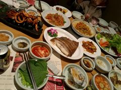 -萨拉伯尔水源素问店·韩国宫廷料理(人民路店)