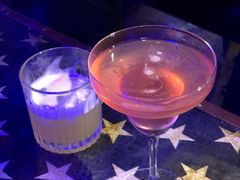-Mx.cocktail bar