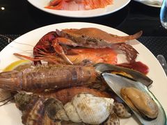 -圣丰索菲特·2 On 988 Café 自助餐厅
