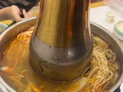 -撒拉人家.酸菜牦牛肉火锅