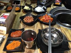 -哈哈碳都·牛肋条无限自助烤肉(台江万达店)