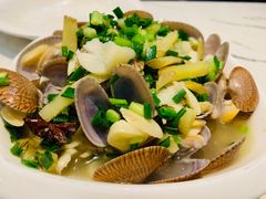 -凤凰路何眼镜香辣蟹(花果园店)