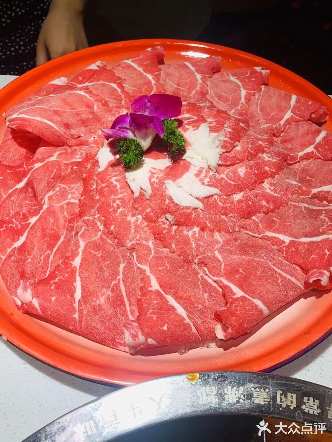 陈艳红成都牛肉老火锅，🔥火锅底料现炒味很好