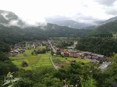 -白川乡与五箇山的合掌构造村落