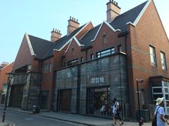 -钟书阁(松江泰晤士小镇店)