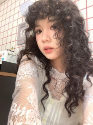-十六番发型师事务所