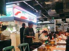 大堂-亚马逊环球美食百汇(新城吾悦广场店)