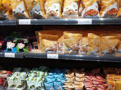 -良品铺子(海林广场店)