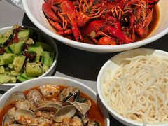 -龙巢盱眙龙虾·牛蛙·烧烤宵夜(八卦岭店)