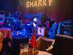 -鲨鱼美式餐厅酒吧Sharky