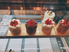 -花花卷卷·鲜食蛋糕(静安久光百货店)