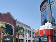 -观澜湖新城运动奥莱区