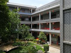 -海龙湾休闲水汇(鹅掌坦步行街店)