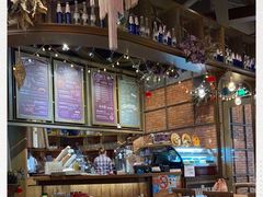 -玛格萝妮(汇智国际商业中心店)