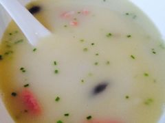 鸡汁菌菇脆肠汤-云中小雅