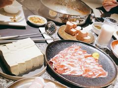 -辉哥火锅(虹桥路店)