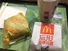 -麦当劳(展览路店)