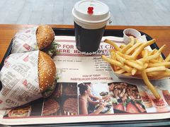 -The Habit Burger Grill 哈比特汉堡(复兴soho店)
