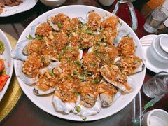 蒜蓉粉丝蒸生蚝-香满居张记小厨私房菜(青岛站店)