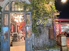 -席娜卡琳火车铁道夜市