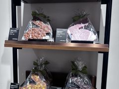 -Laderach 莱德拉(上海环贸iapm店)