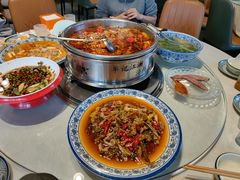 -牟记江湖重庆地标特色菜鱼蛋海鲜羊蝎子(巴南区黑金冠十多年好店)